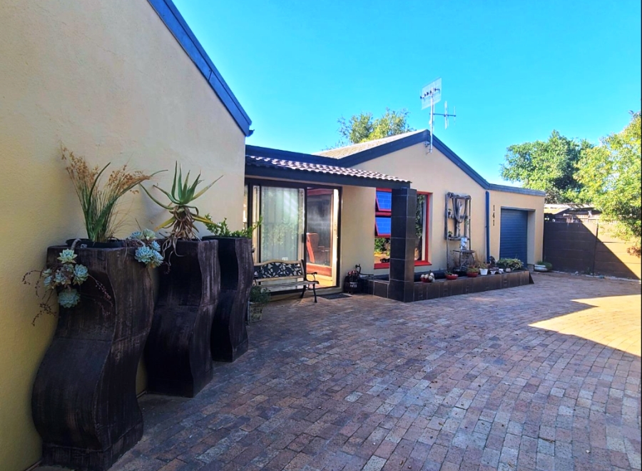 4 Bedroom Property for Sale in Die Bos Western Cape